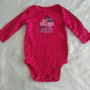 Holiday onesie 6-9 mos